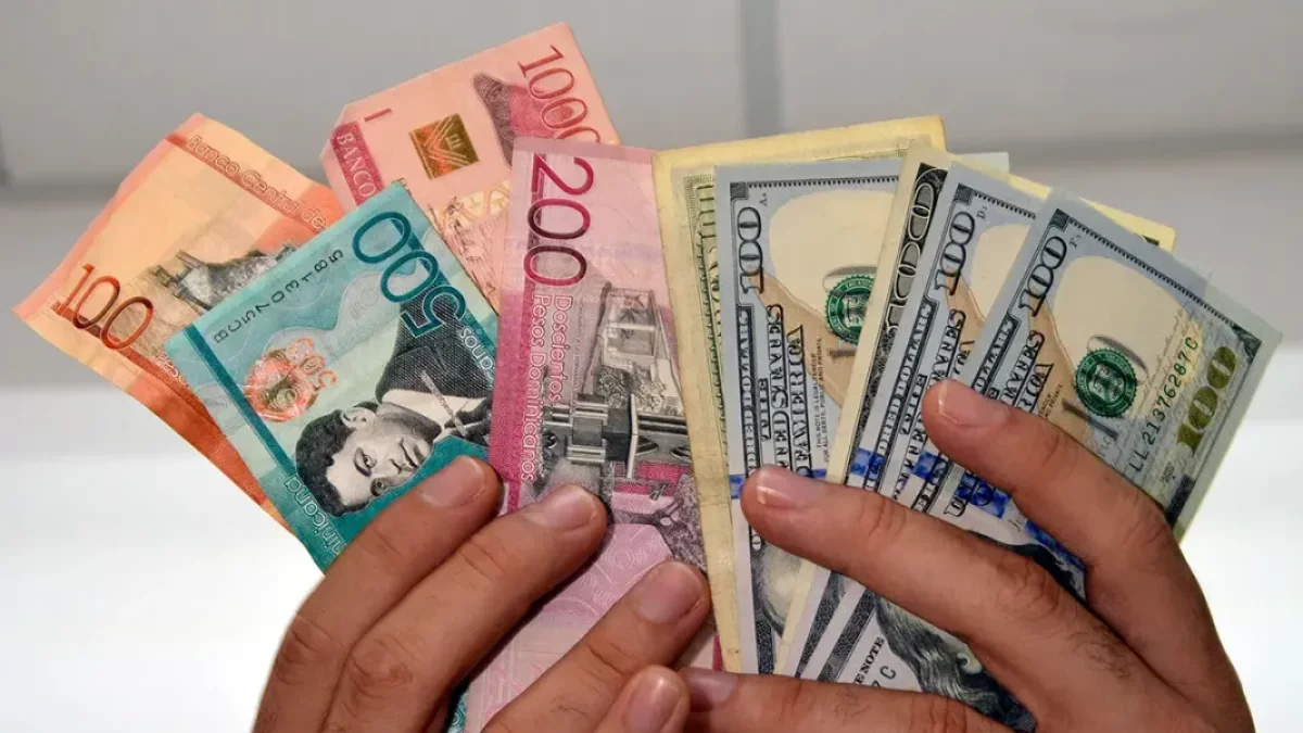 Dólar cae en el mercado cambiario dominicano al inicio de la semana