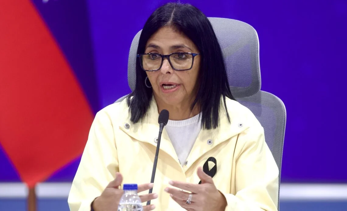 Delcy Rodríguez designa exministro de Comercio Exterior como encargado de negocios en EE.UU.