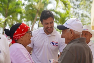 Raymond Rodríguez y Fundación GBC llevan operativo médico a más de 400 familias en Cevicos