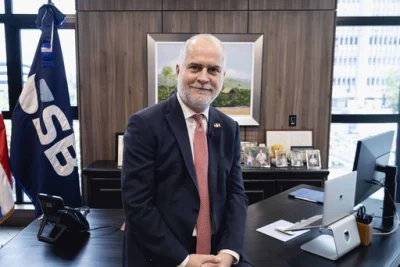 Alejandro Fernández Whipple anuncia su salida de la Superintendencia de Bancos tras seis años de gestión