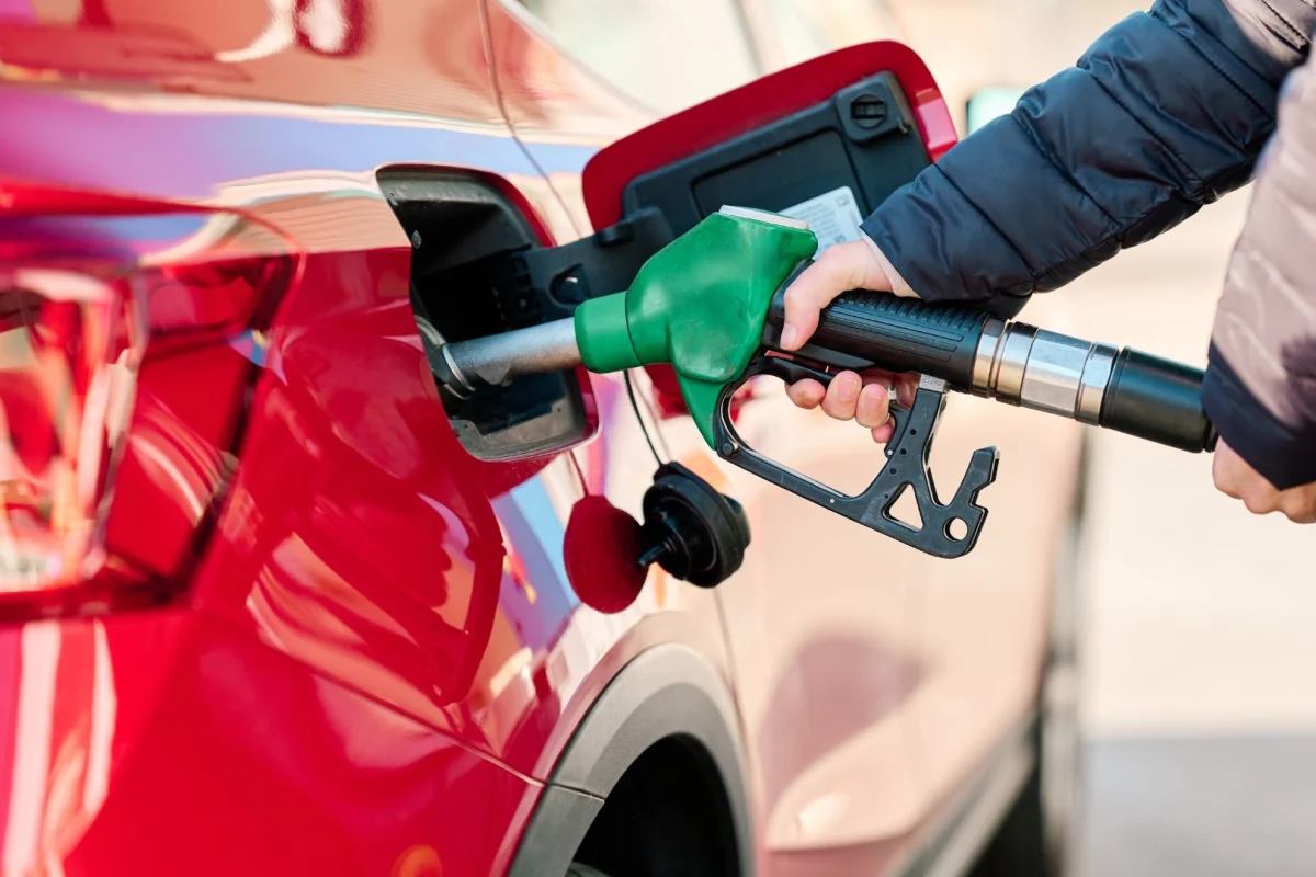 Gobierno mantiene sin cambios los precios de los combustibles del 18 al 24 de julio