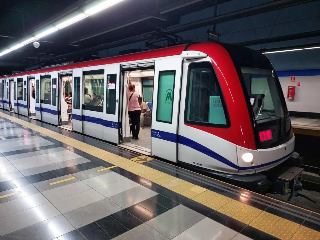 Tarifa integrada del transporte entra en vigencia con pago único de RD$35 en el Metro, el Teleférico y los autobuses