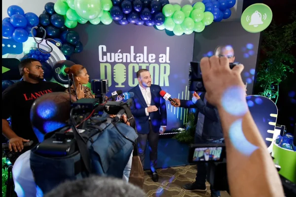 CIFMEC lanza “Cuéntale al Doctor” podcast para promover el análisis, el debate sobre salud y políticas públicas del país.