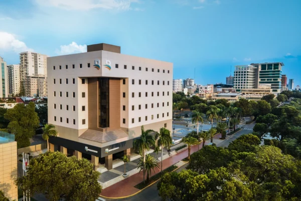 Euromoney reconoce a Banreservas como Mejor Banco del Caribe y le otorga cinco premios adicionales