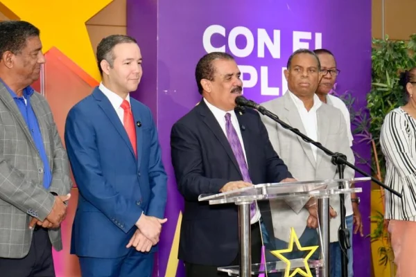 PLD denuncia desastre agropecuario llega a productores de mango: “PRM es el Gobierno de las Plagas”
