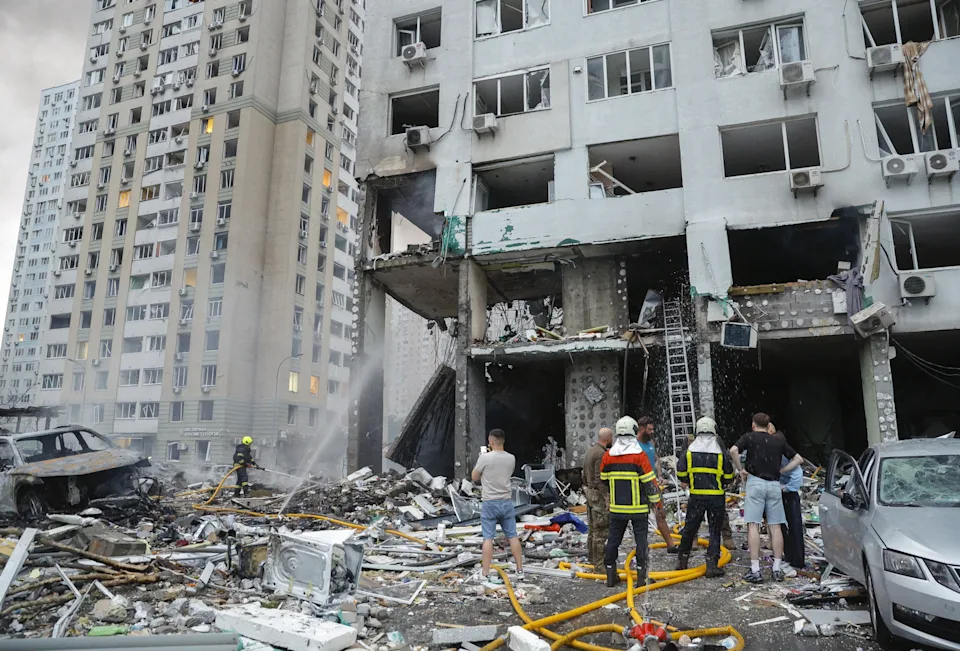 Rusia golpea Kiev con cerca de 30 misiles balísticos en la víspera de la cumbre de la OTAN