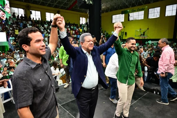 “Las multas se pagan con muerte: el gran retroceso del PRM”, asegura Leonel Fernández