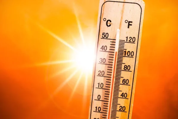 Indomet prevé calor extremo y aguaceros aislados en el interior del país