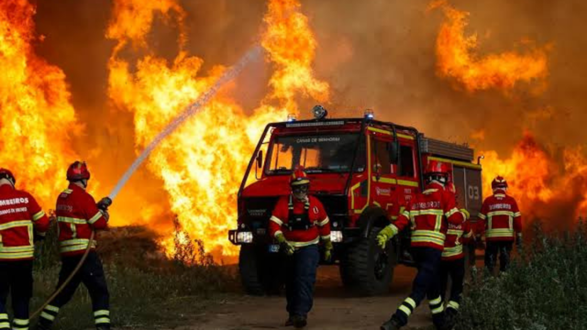 Un nuevo incendio en España deja 11,000 hectáreas quemadas en 24 horas