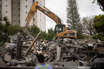 Suben a 3,899 los muertos tras el doble terremoto en Venezuela