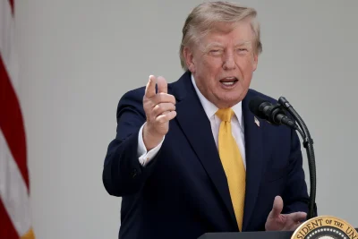 Trump se plantea cambiar el nombre al Atlántico o al Pacífico por océano América