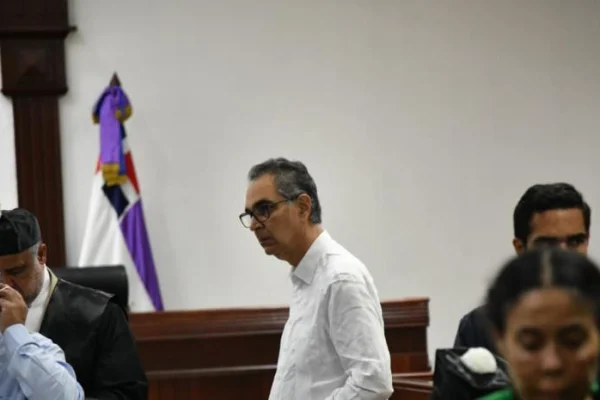 Defensa de Santiago Hazim pide variar prisión por arresto domiciliario dado su estado de salud