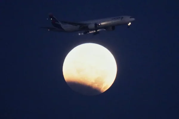Eclipse lunar captó la atención de muchos, la madrugada de este 28 de agosto desde RD