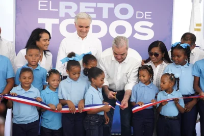 Abinader llama a toda la comunidad educativa a respaldar inicio del año escolar