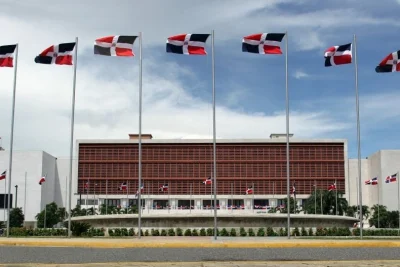 Diputados llaman a la oposición a fiscalizar la educación sin desacreditar el sistema
