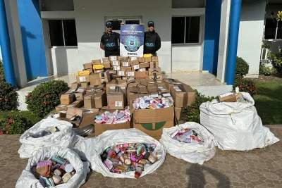 Policía desmantela presunta red que utilizaba un courier para tráfico fraudulento de especies en SDE