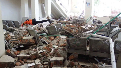 Otro terremoto de 6,9 sacude a Indonesia