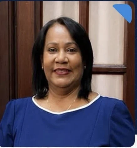 Abinader designa nueva directora del INAIPI y realiza cambios en consulados y Migración