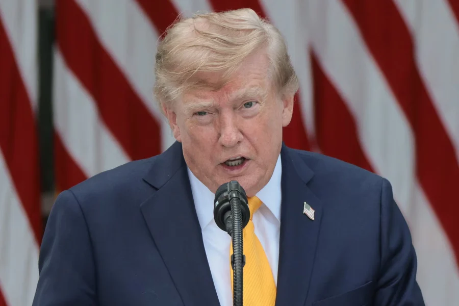 Trump anuncia control mayoritario de EE. UU. sobre petróleo venezolano