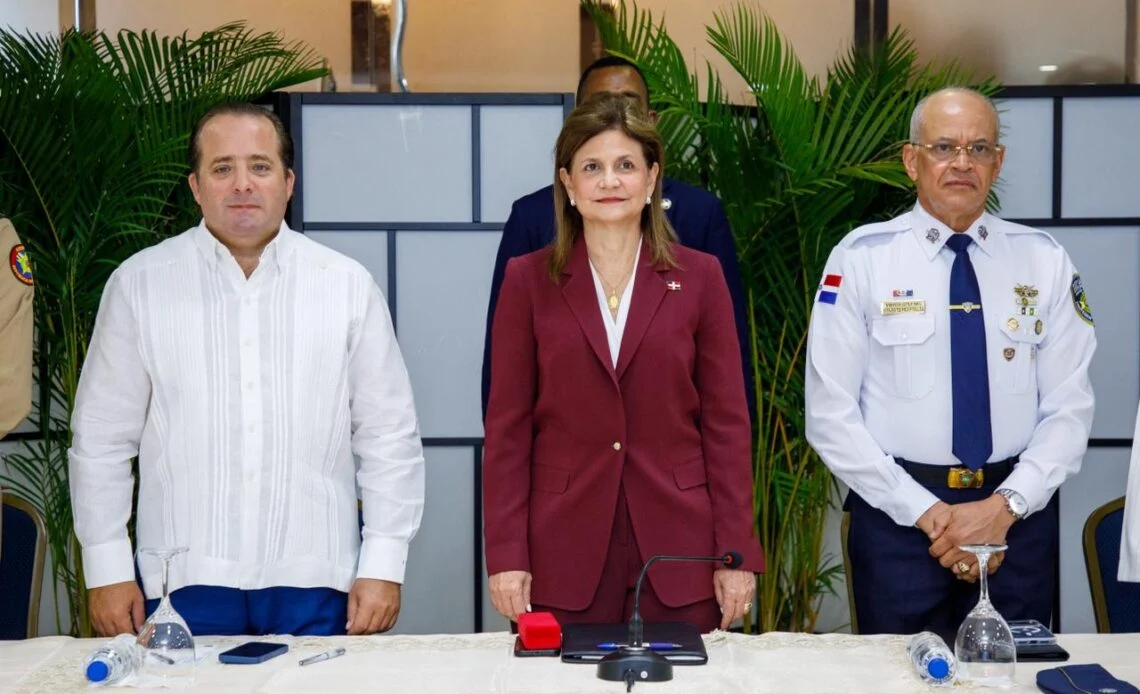 Raquel Peña encabeza reunión de seguimiento al Plan de Seguridad Ciudadana