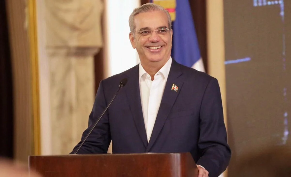 Abinader viaja a Colombia para participar en la toma de posesión de Abelardo de la Espriella