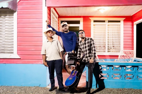 Manuel Paulino lleva al campo dominicano la historia de “Duele”, el nuevo audiovisual de Dalvin La Melodía