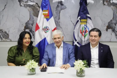Alejandro Campos es juramentado por Eduardo Estrella como Director Ejecutivo de Portuaria