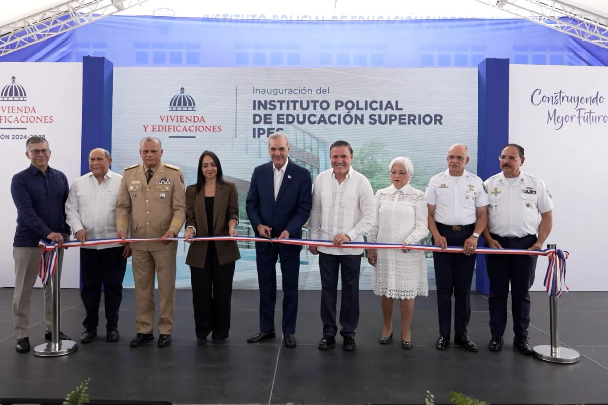 Abinader y ministro Jean Luis Rodríguez entrega nuevo edificio del IPES para fortalecer la formación de la Policía Nacional