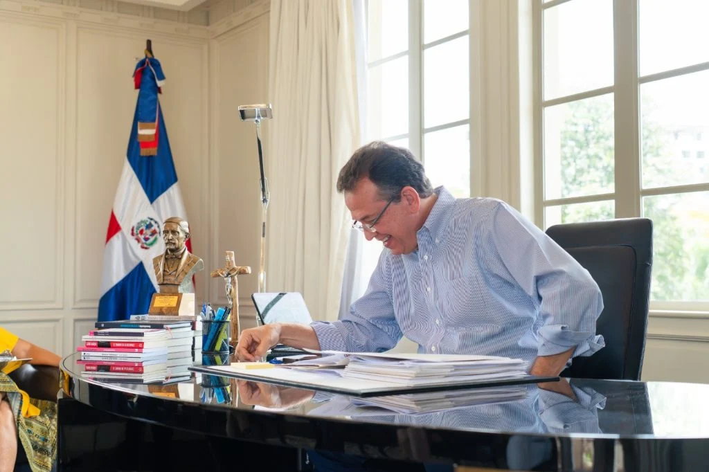 Marco Rubio e Ito Bisonó abordan comercio e inversión tras su designación como canciller