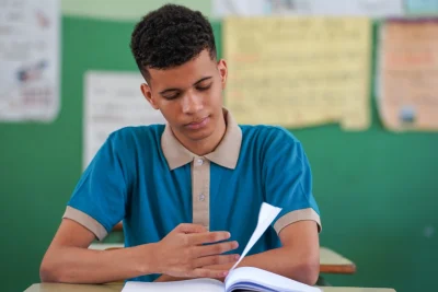 Minerd llama a estudiantes y egresados a postularse al programa de créditos educativos “Impulsa tu Futuro”