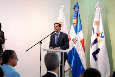 Roberto Ángel Salcedo anuncia la participación de más 70 escritores internaciones en la FIL 2026