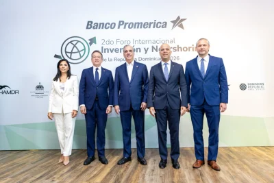 Abinader afirma Gobierno trabaja para lograr acuerdo recíproco de tarifas con EE.UU.
