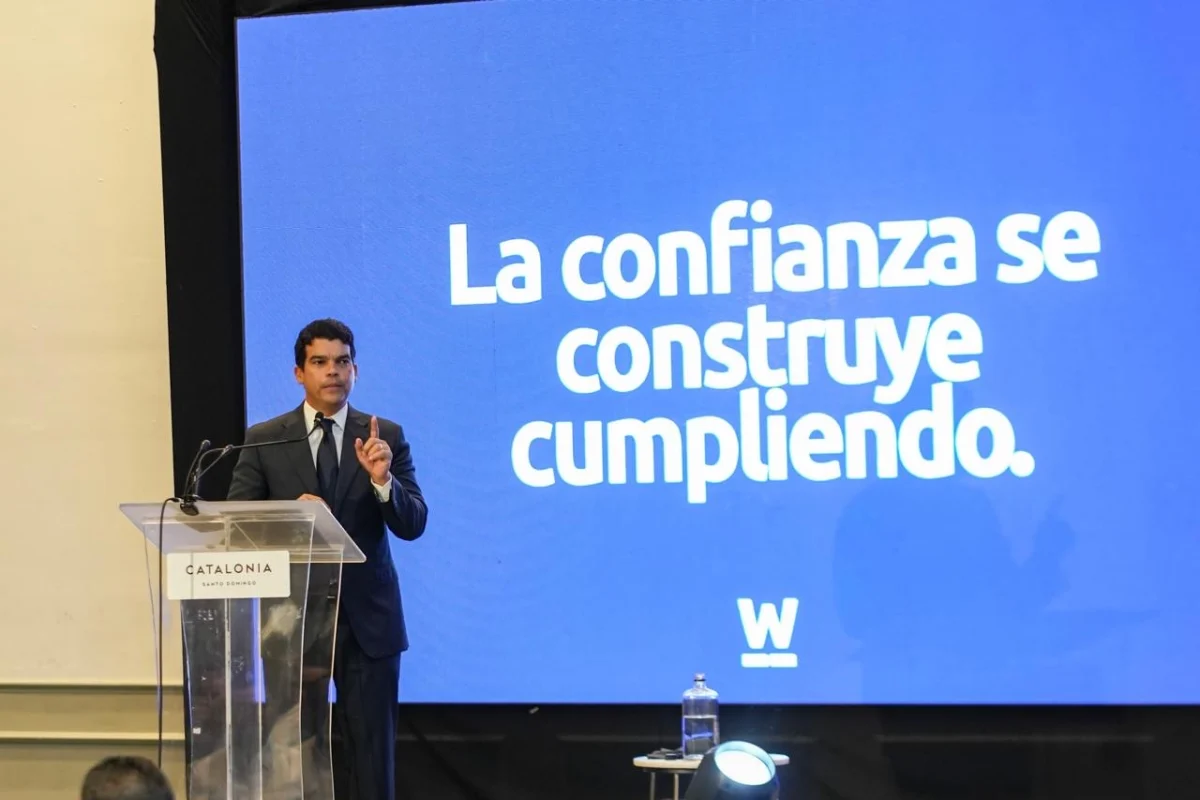 Wellington Arnaud expone las claves de un liderazgo preparado para transformar el país