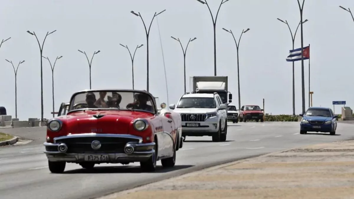 Cuba aprueba nuevas normas para ampliar el espacio del sector privado en su economía
