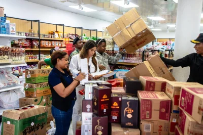 Incautan casi 120 mil productos ilícitos valorados en más de RD$19 millones en Villa Consuelo