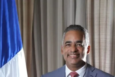 Abinader designa a Joel Santos como presidente del CUED y coordinador del Gabinete de Energía