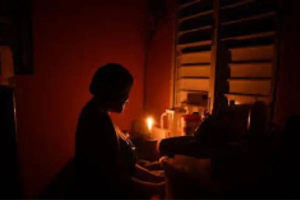 El mayor apagón de este lunes en Cuba dejará sin electricidad a la vez al 73% del país