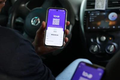Toke e inDrive habilitan pagos digitales en viajes urbanos