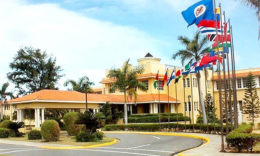 Mirex prepara reapertura del Consulado dominicano en Venezuela