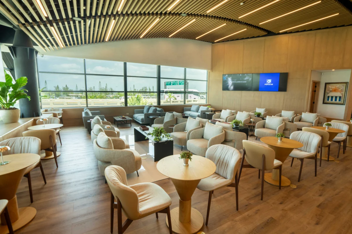 Banco Popular amplía Lounge Popular en el AILA con nuevo espacio para salida de pasajeros