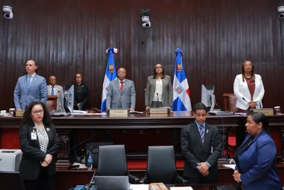 Diputados aprueban proyecto para establecer Moral y Cívica como asignatura obligatoria
