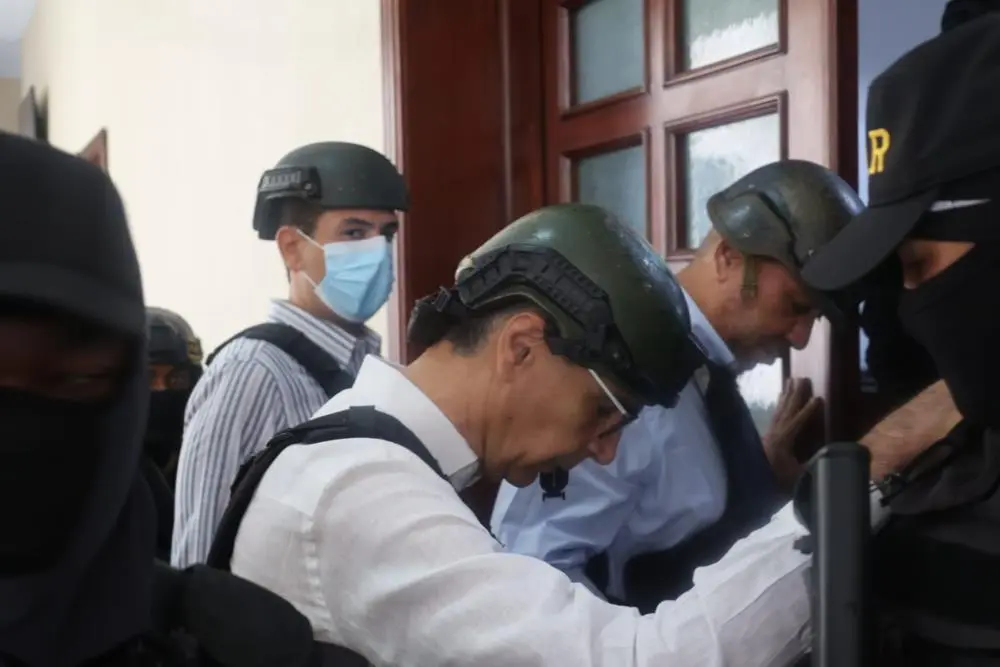Defensa de dos médicos detenidos en allanamientos: “Actualmente desconocemos cuáles son los motivos”