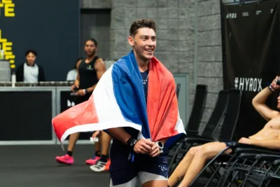Víctor Gómez logra el mejor tiempo dominicano en el Hyrox Washington D.C.
