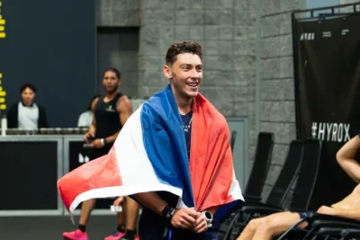 Víctor Gómez logra el mejor tiempo dominicano en el Hyrox Washington D.C.