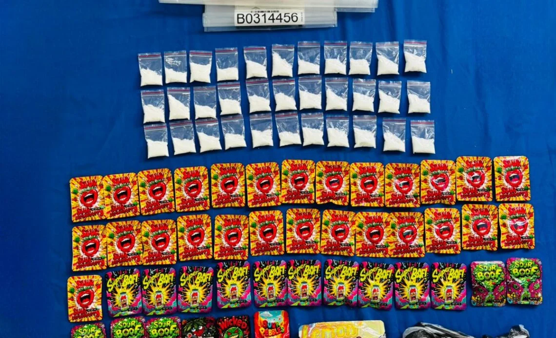 DNCD arresta 71 personas y ocupa más de 26 kilos de drogas en operativos contra el microtráfico