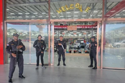 MICM y CECCOM continúan intervenciones en comercios chinos de Santiago