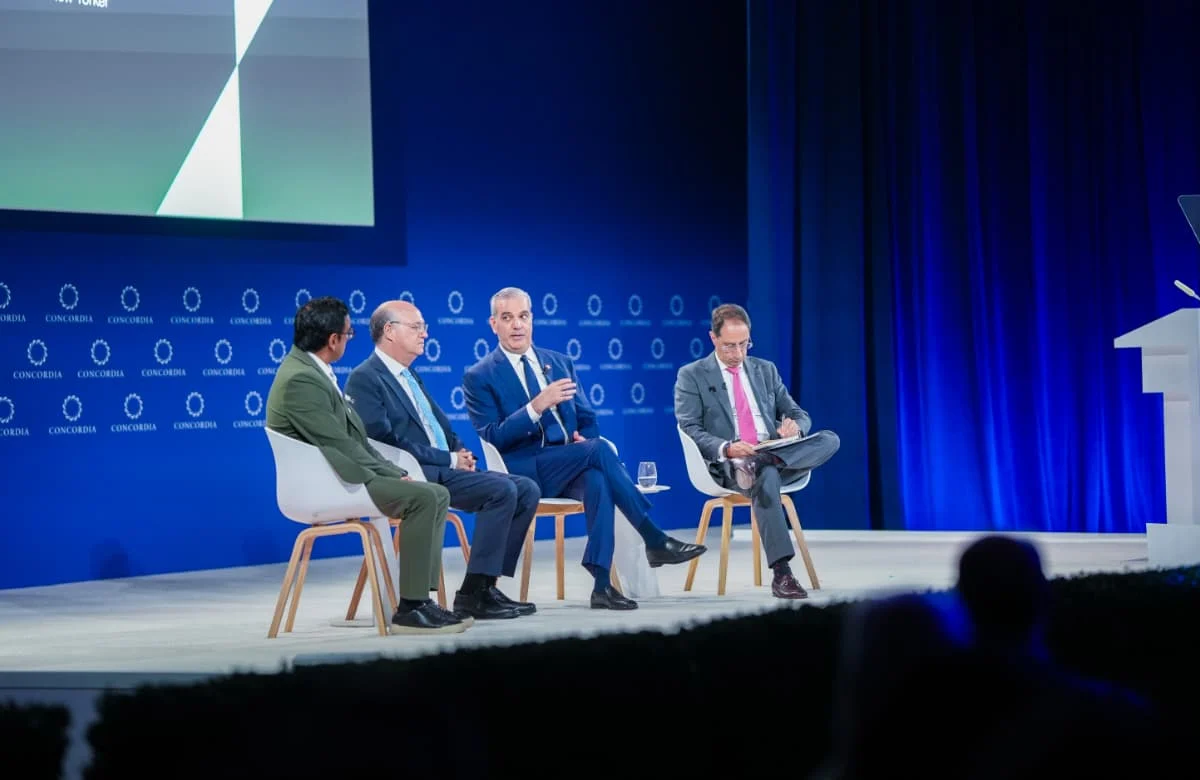 Abinader y vicepresidente de Colombia destacan oportunidades de turismo e inversión entre ambos países