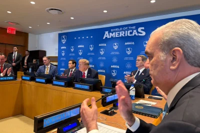 Abinader participa en encuentro de Escudo de las Américas junto a Trump