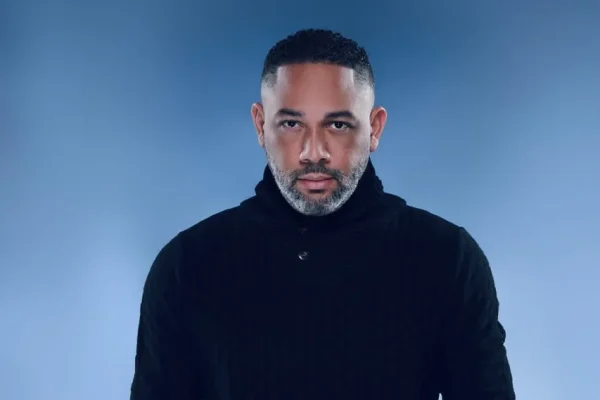 Cristian Berroa presenta “Yo Daría”, una canción para quienes permanecen en el corazón