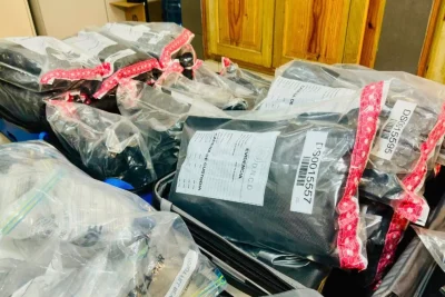 Autoridades incautan 53 paquetes de presunta marihuana en el aeropuerto de las Américas